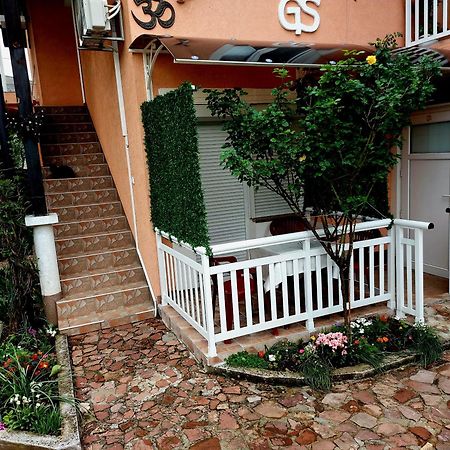 Apartmani Gs ***** Zavidovici エクステリア 写真
