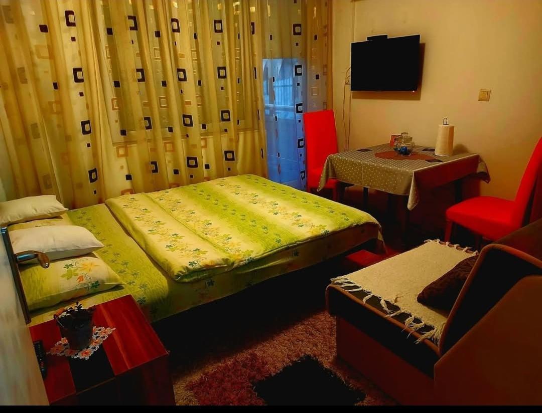 Apartmani Gs ***** Zavidovici エクステリア 写真