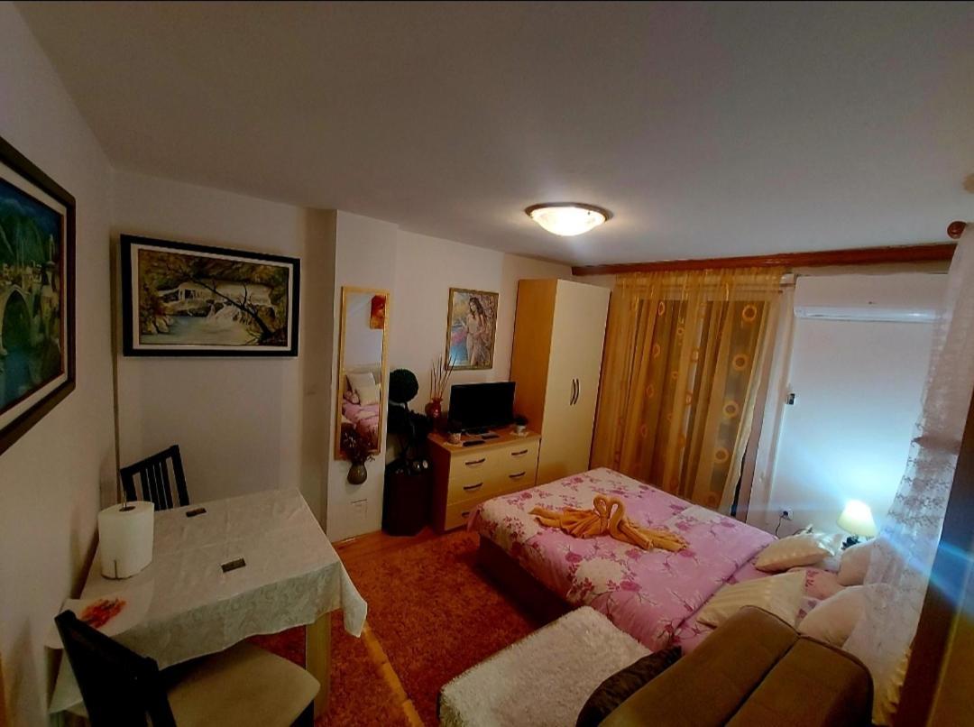 Apartmani Gs ***** Zavidovici エクステリア 写真