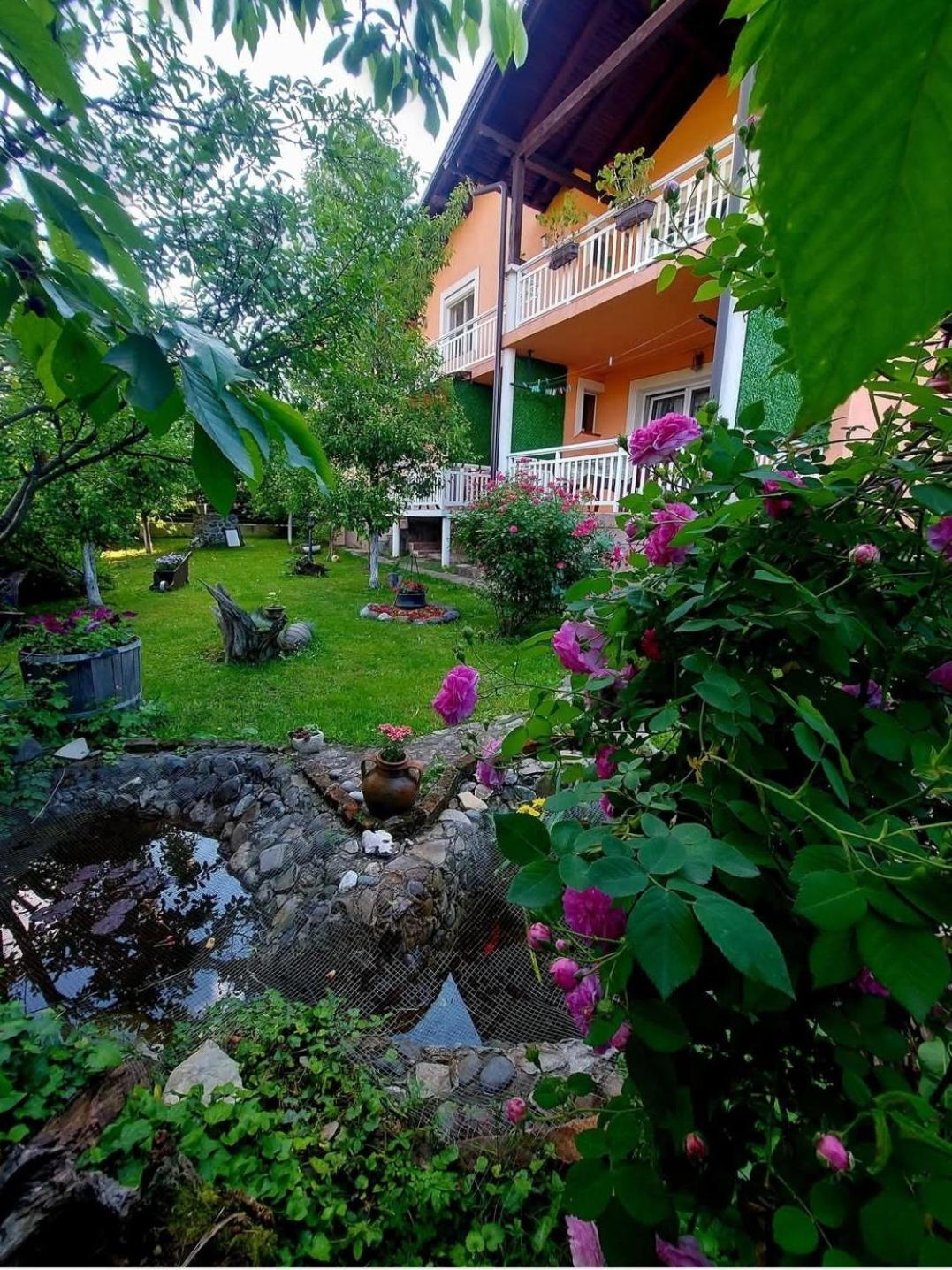 Apartmani Gs ***** Zavidovici エクステリア 写真