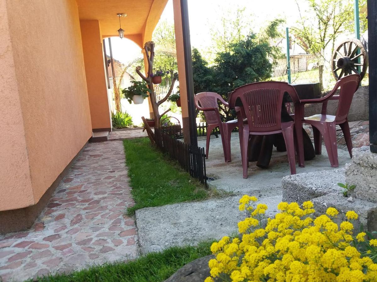 Apartmani Gs ***** Zavidovici エクステリア 写真